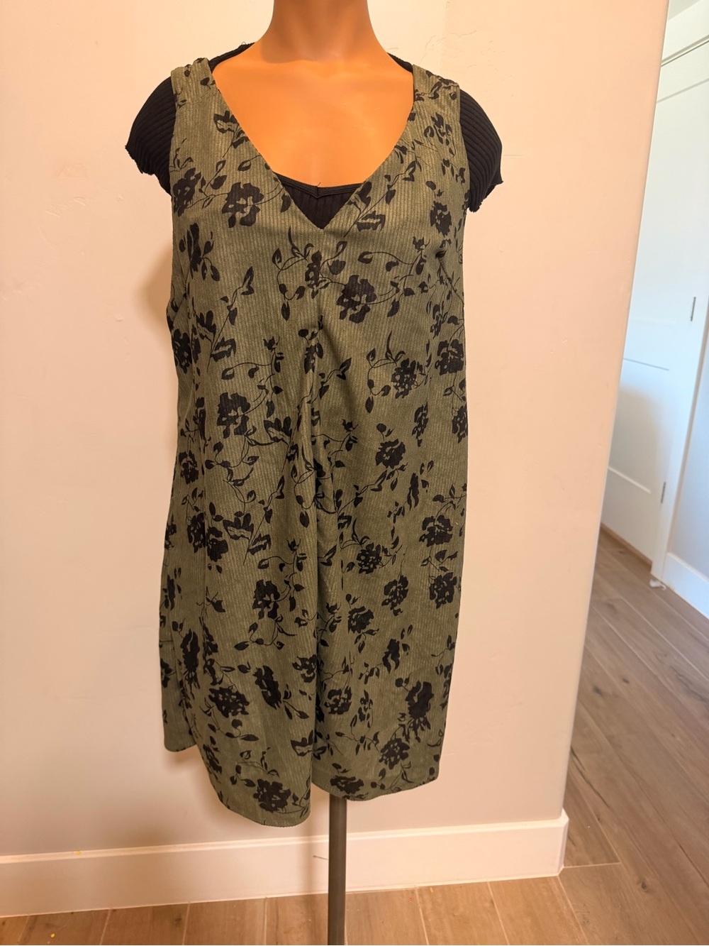 Olive Green Floral V-Neck Slip Dress knee length Shein SMALL (AZA)